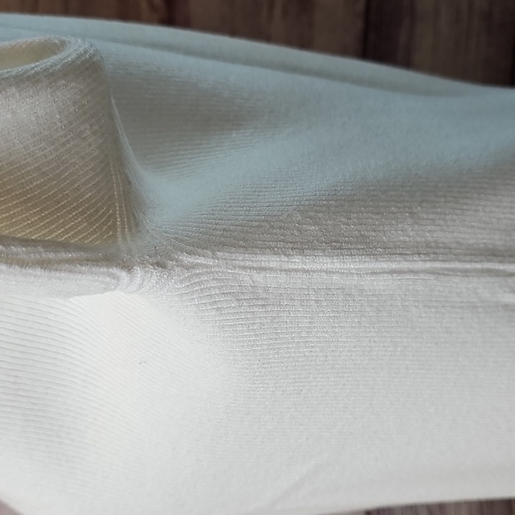 INC INTERNATIONAL CONCEPTS WHITE RIBBED LONG SLEEVE SILVER STUD CARDIGAN SWEATER - Picture 8 of 11